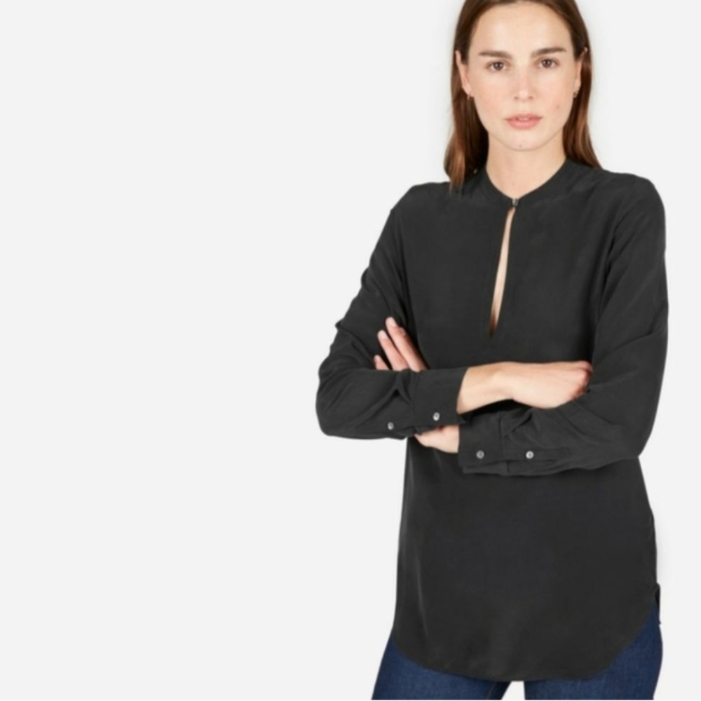 Everlane 100% Silk Deep Split Neck Button Long Sl… - image 1